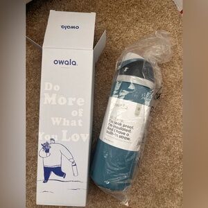 BRAND NEW IN BOX Owala FreeSip Water bottle|Oasis Blue|32oz